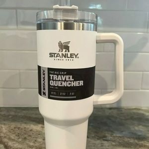 Pure White Stanley Adventure Quencher Travel Tumbler Straw Cup 40 oz